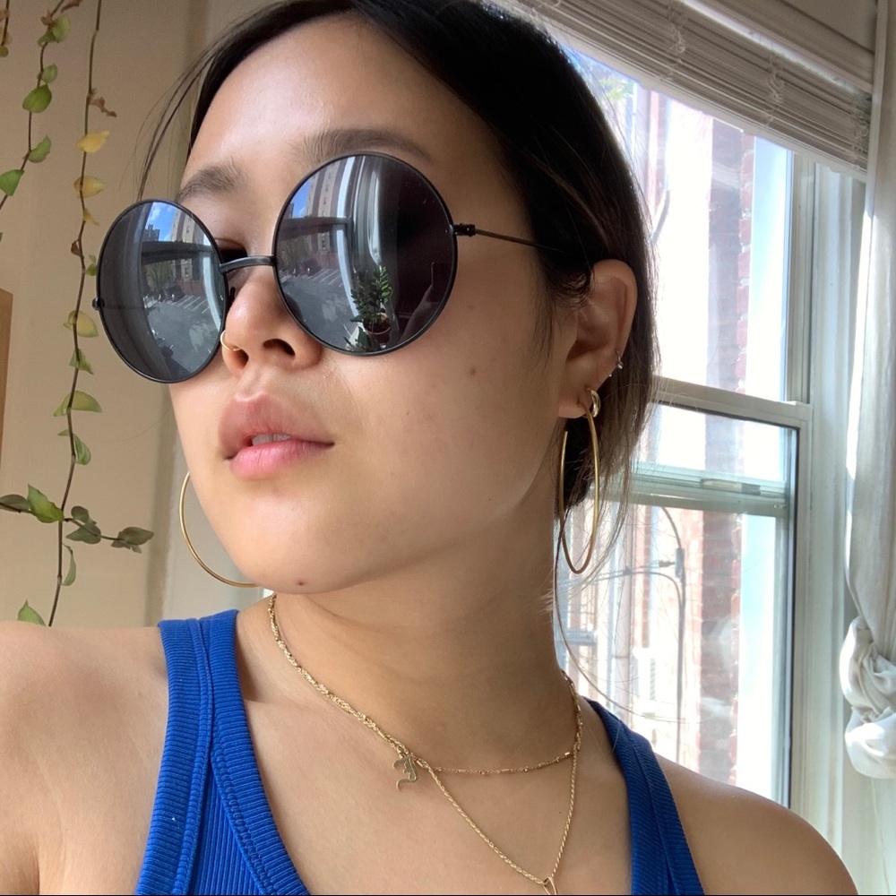 Oversized Black Sunglasses with thin wireframe